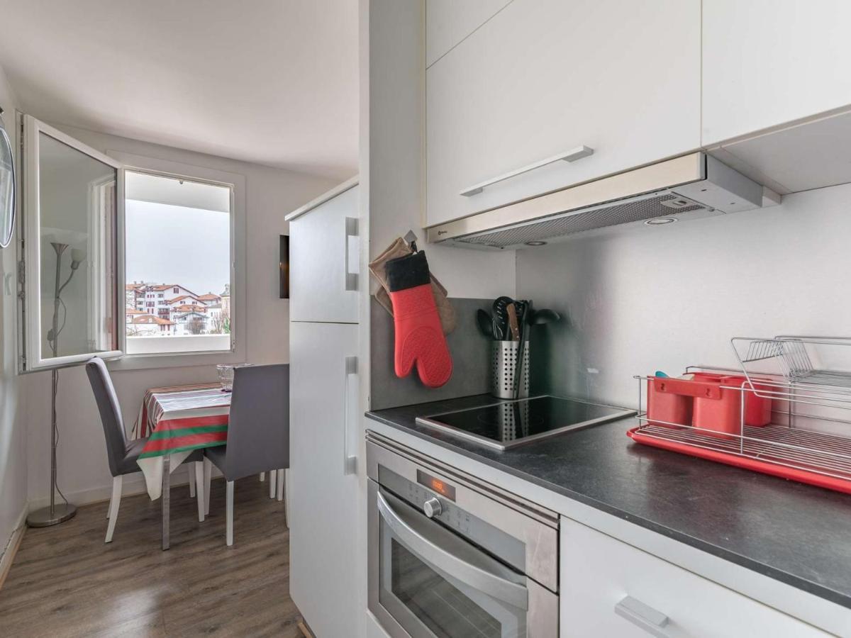 Joli Studio En Centre-Ville Avec Parking, Animaux Admis - Fr-1-2-304 Hendaye Esterno foto